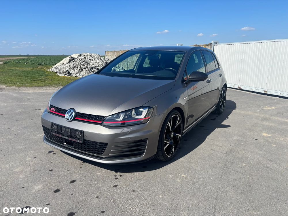 Volkswagen Golf GTI BlueMotion Technology - 1