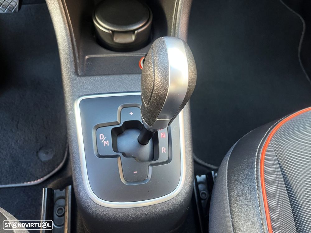VW Up! 1.0 Groove Auto - 11