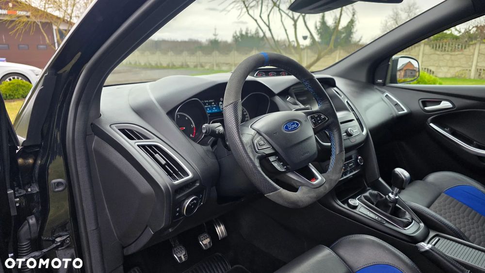 Ford Focus 2.0 TDCi ST - 24