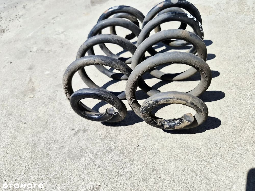 Sprężyny Tył Tylnie Zawieszenia Komplet Para Seat Exeo - 3