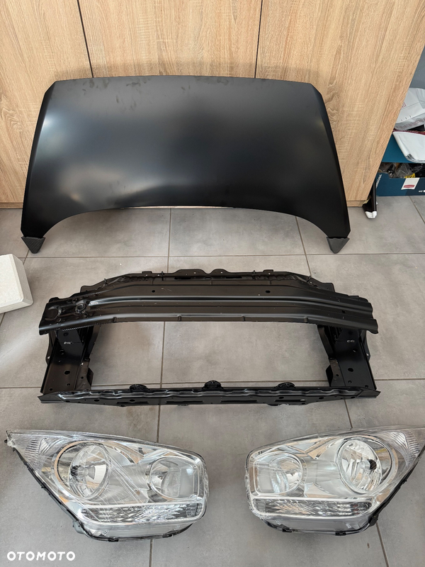 Kia Venga 12-maska przód pas przód