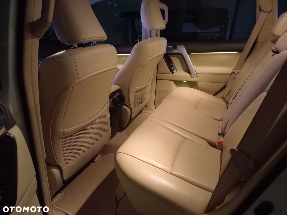 Toyota Land Cruiser LC 2.8 D-4D Invincible - 27