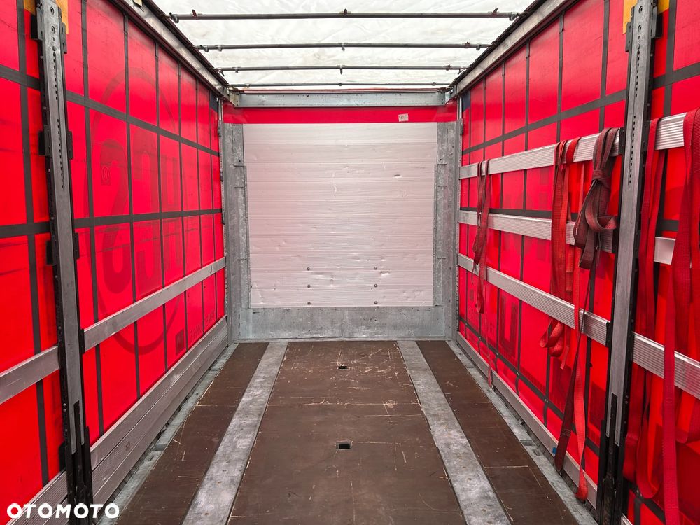 Schmitz Cargobull FIRANKA / 20 SZTUK / BARDZO ŁADNE OPONY / Z PEŁNYM WYPOSAŻENIEM DO ZAŁADUNKU / 2 KOŁA ZAPASOWE / DOSTĘPNE KOLORY SREBRNY - NIEBIESKI - CZERWONY / NOWE PLANDEKI !! - 39