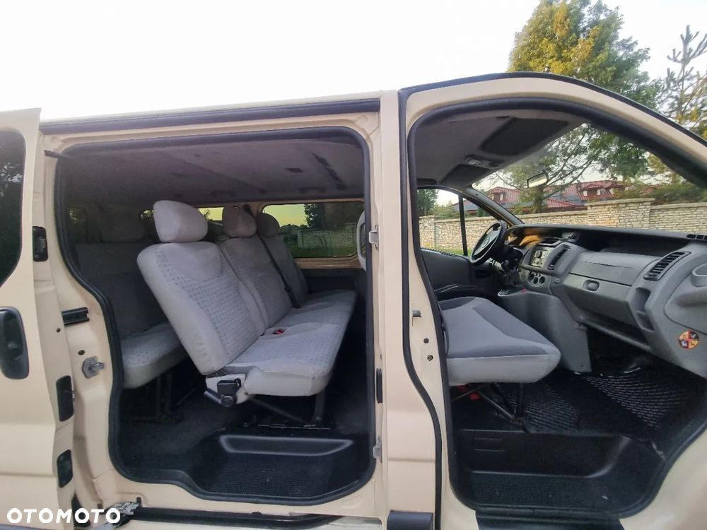 Opel Vivaro - 22