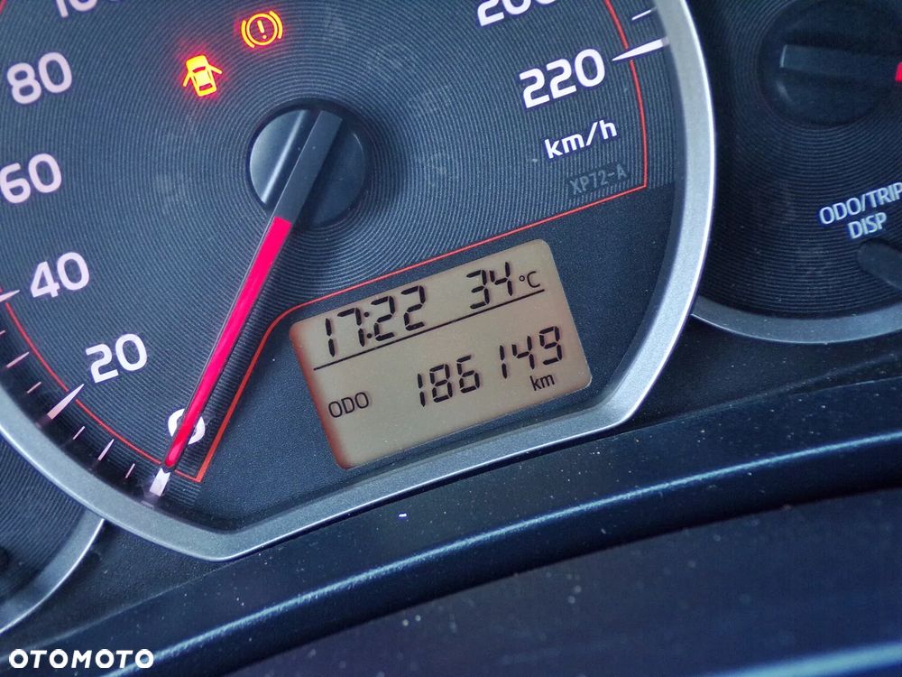 Toyota Yaris 1.33 VVT-i Comfort - 18