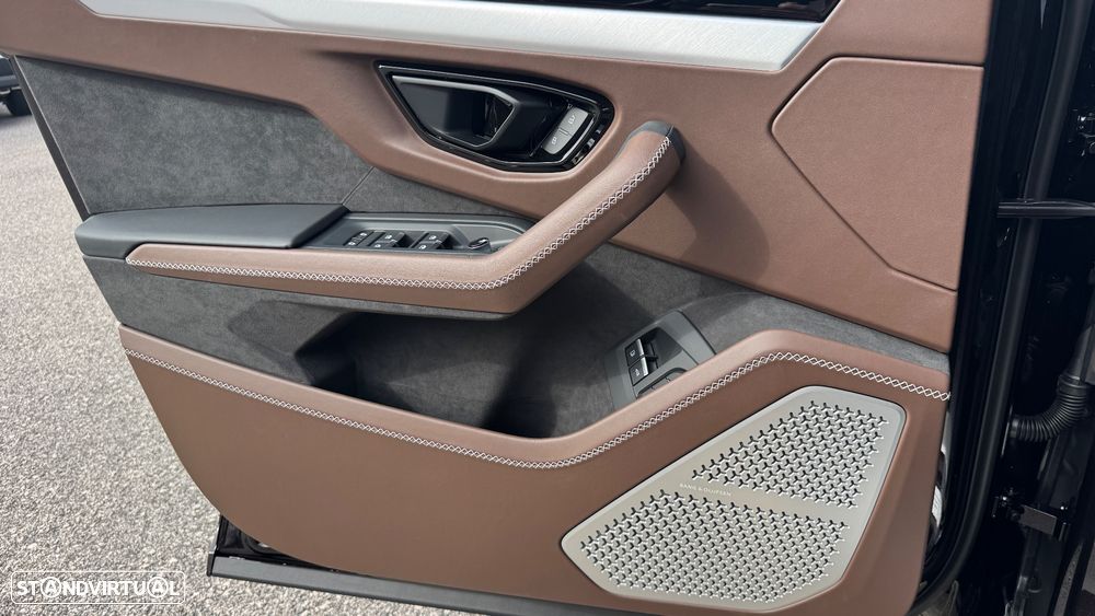 Lamborghini Urus 4.0 V8 SE - 20