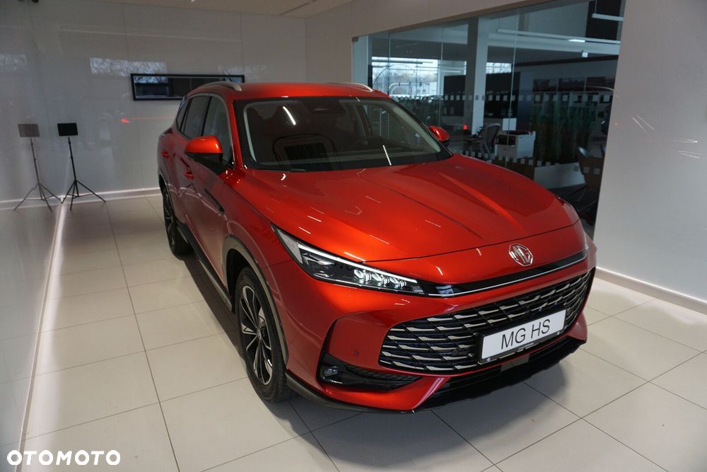 MG HS Hybrid+ - 4