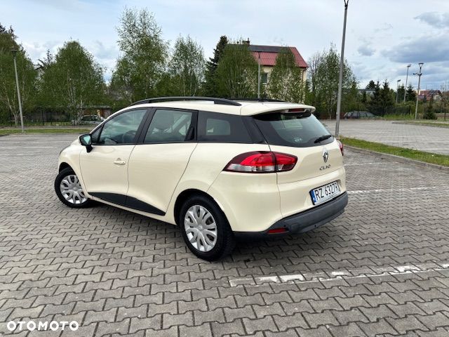Renault Clio - 6