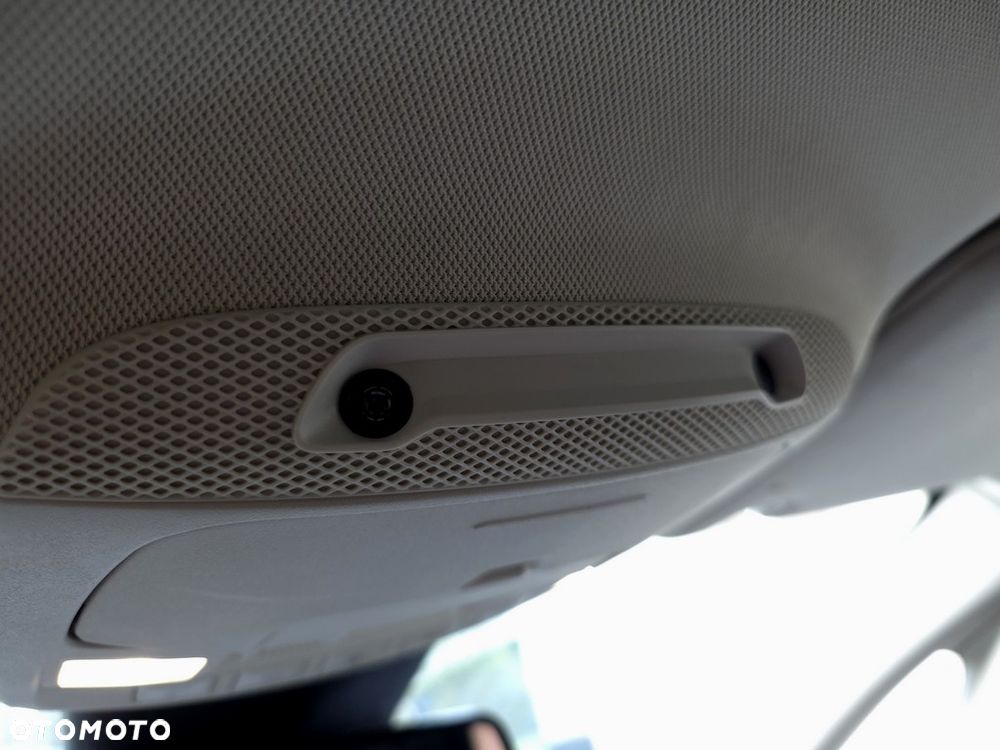 Ford Galaxy 2.0 EcoBlue Titanium - 22