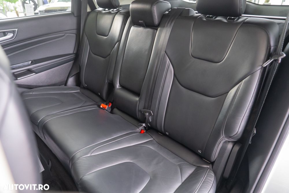 Ford Edge 2.0 TDCi Bi-Turbo 4x4 Titanium - 23