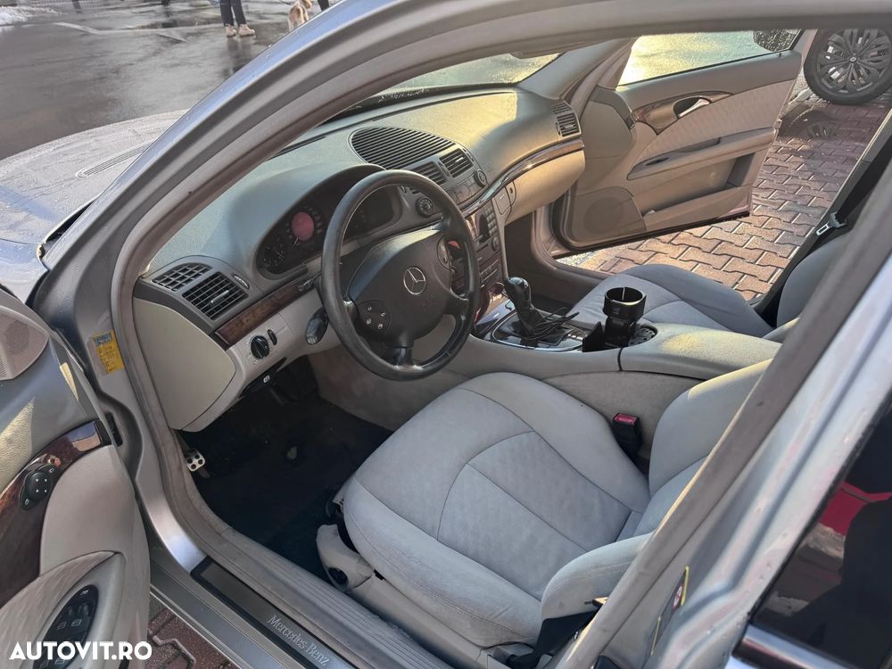 Mercedes-Benz E 200 CDI Classic - 8