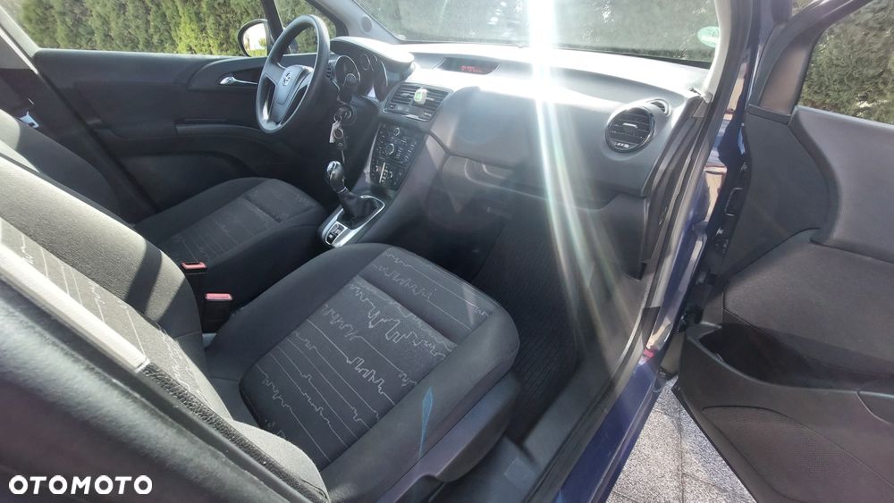 Opel Meriva - 9