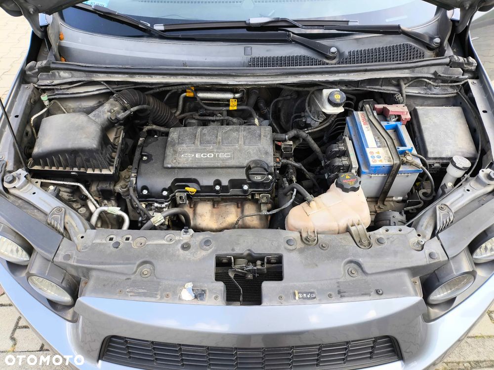 Chevrolet Aveo - 11