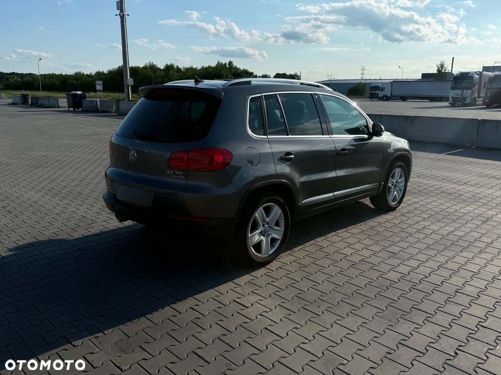 Volkswagen Tiguan - 4