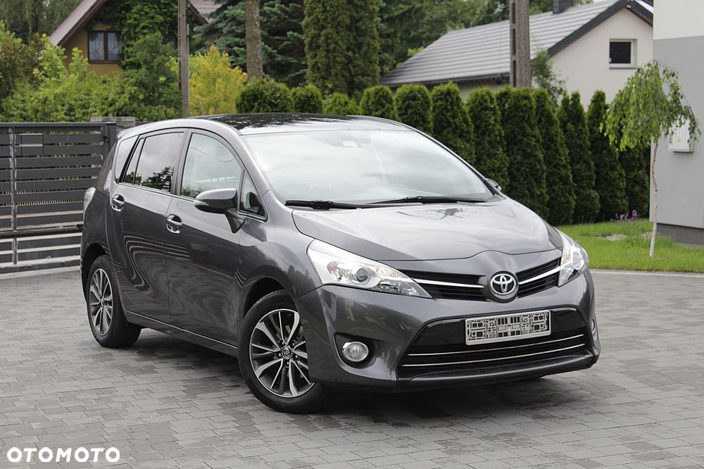 Toyota Verso 1.8 Prestige MS EU6 - 8