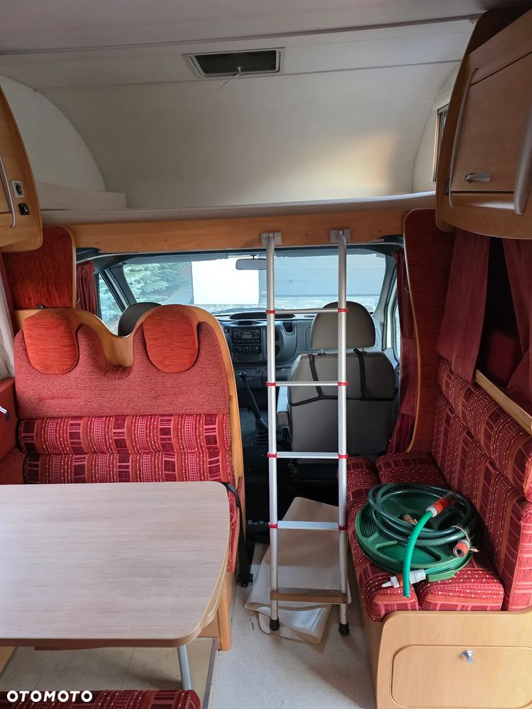 Ford Transit - 13