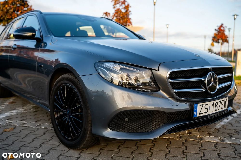 Mercedes-Benz Klasa E - 26