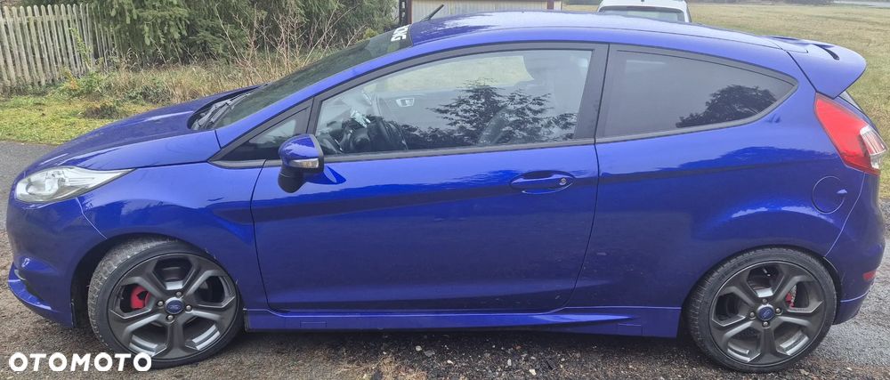 Ford Fiesta 1.6 EcoBoost mit Leder-Sport-Paket ST - 3