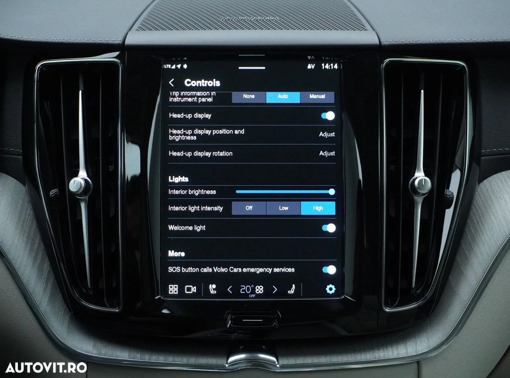 Volvo XC 60 Recharge T8 AWD AT Ultimate Dark - 37