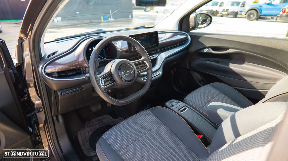 Fiat 500e 42kWh ICON - 10