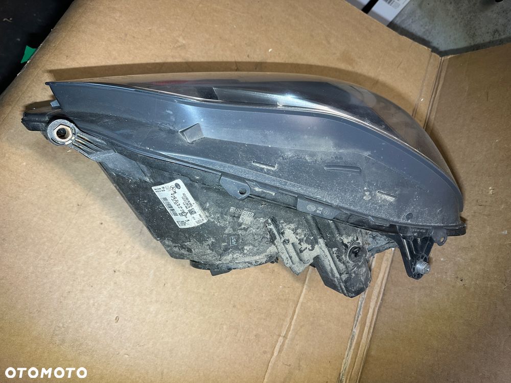 MERCEDES E 212  lampa prawa lift 2128204839 - 2