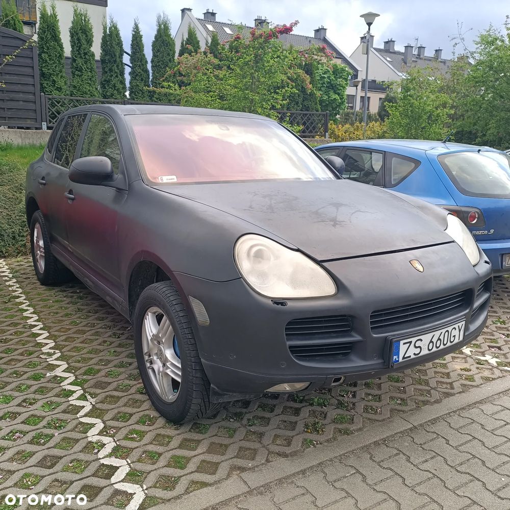 Porsche Cayenne - 24