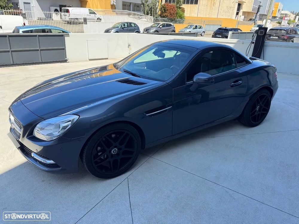 Mercedes-Benz SLK 200 (BlueEFFICIENCY) - 4