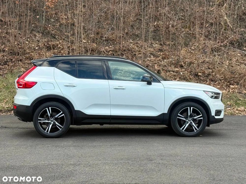 Volvo XC 40 T5 AWD R-Design - 5