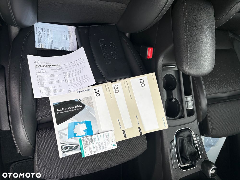 Hyundai i30 1.6 CRDI Premium DCT - 38