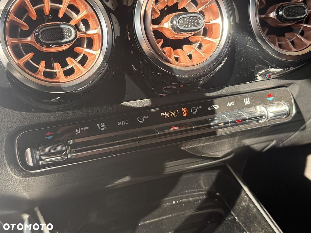 Mercedes-Benz EQA 300 66.5kWh 4-Matic Progressive - 26