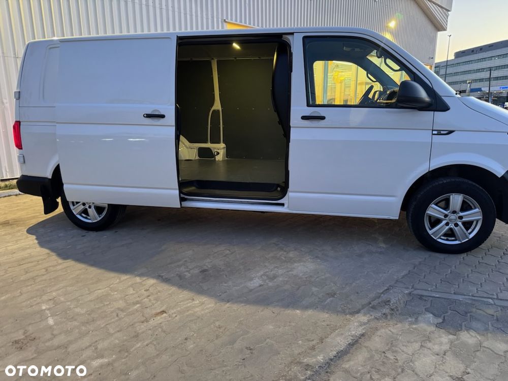 Volkswagen Transporter - 31