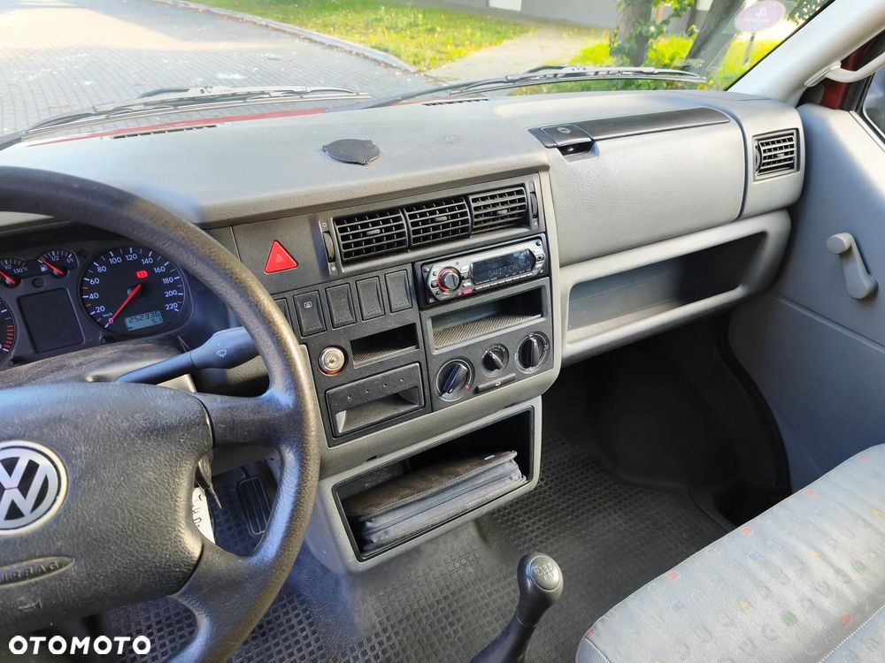 Volkswagen Transporter - 16