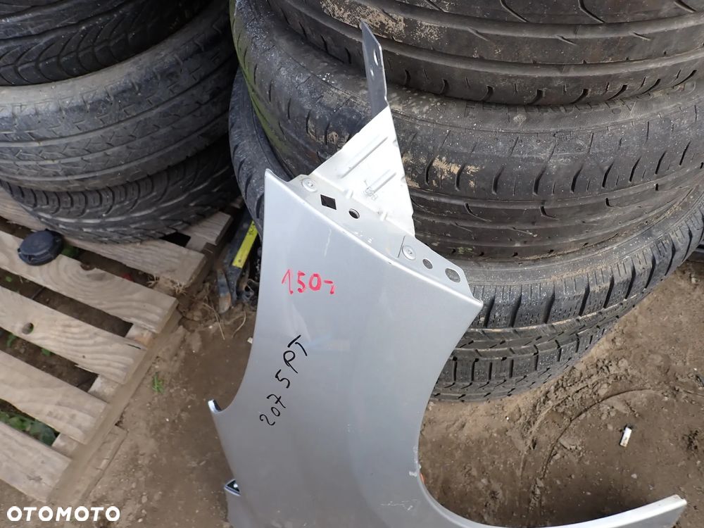 PEUGEOT 207 5PT BŁOTNIK PRAWY - 2