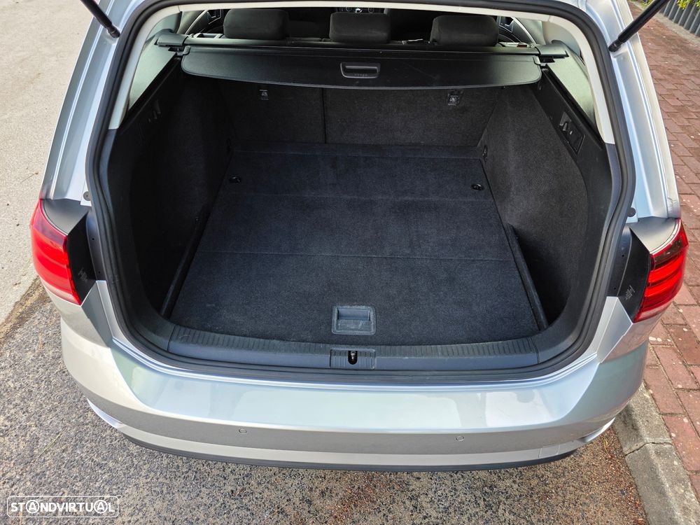 VW Golf Variant 1.6 TDi SCR Comfortline - 14