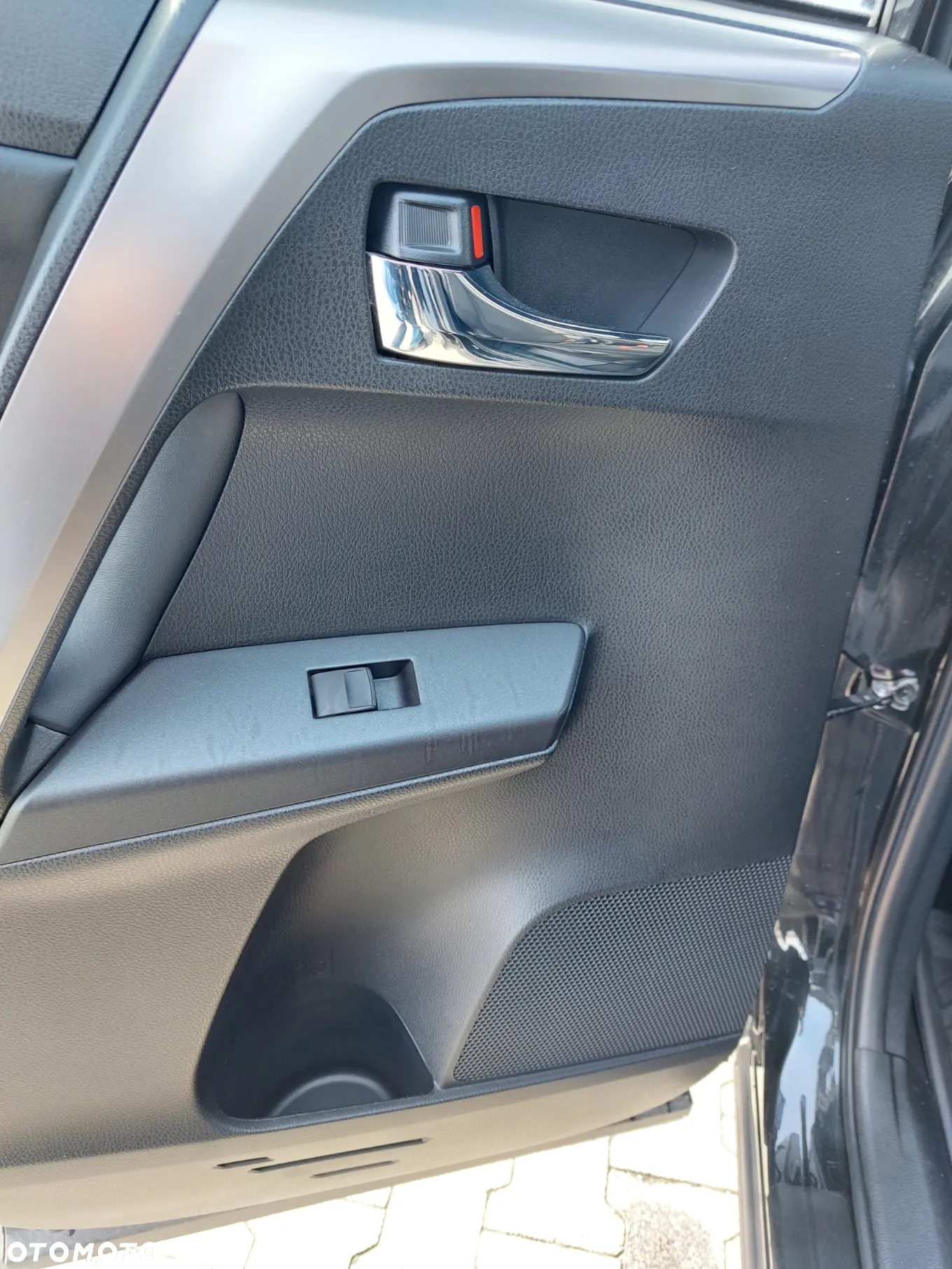 Toyota RAV4 Hybrid Prestige 4x2 - 18