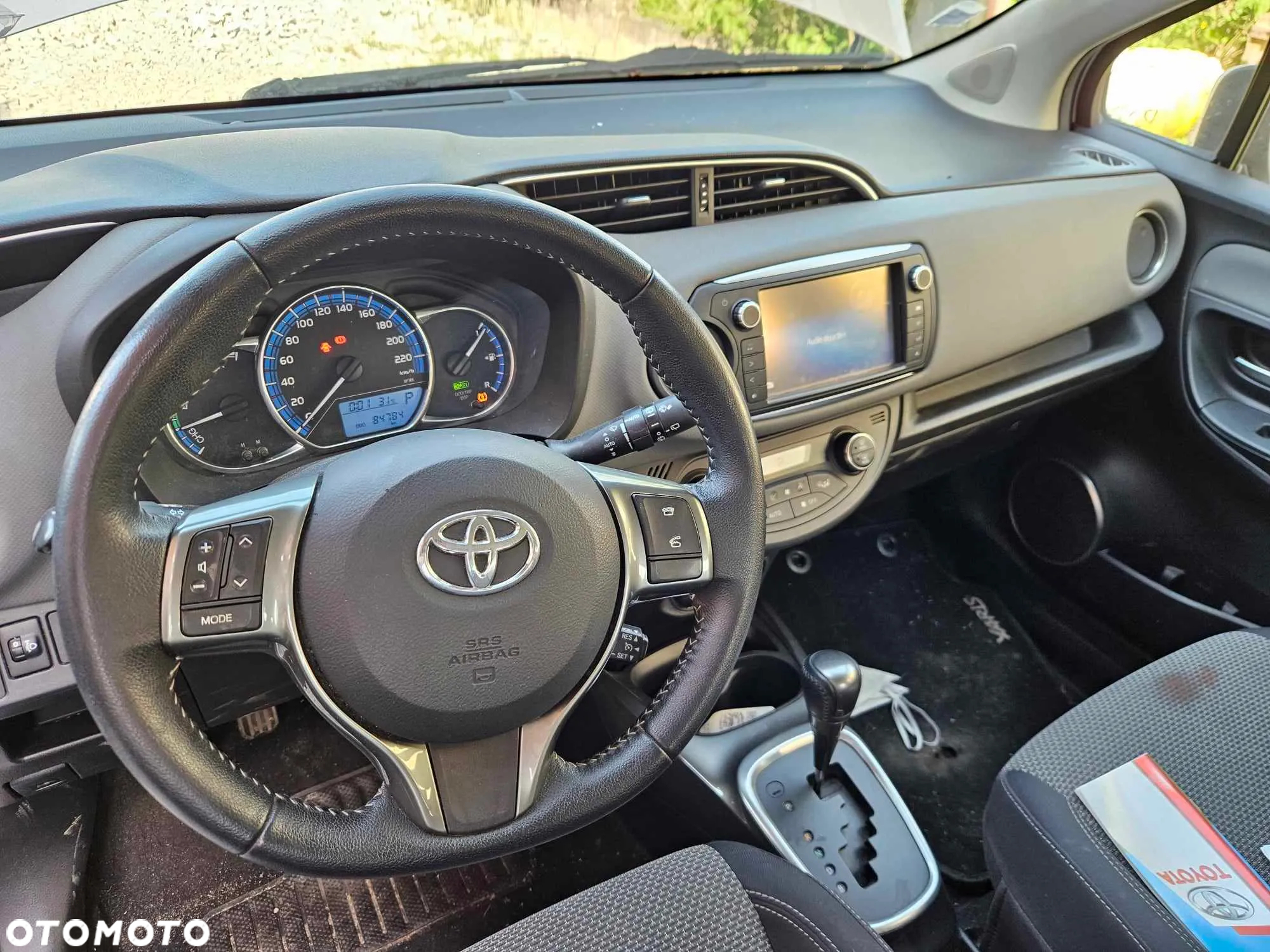 Toyota Yaris Hybrid 1.5 VVT-i Comfort - 3