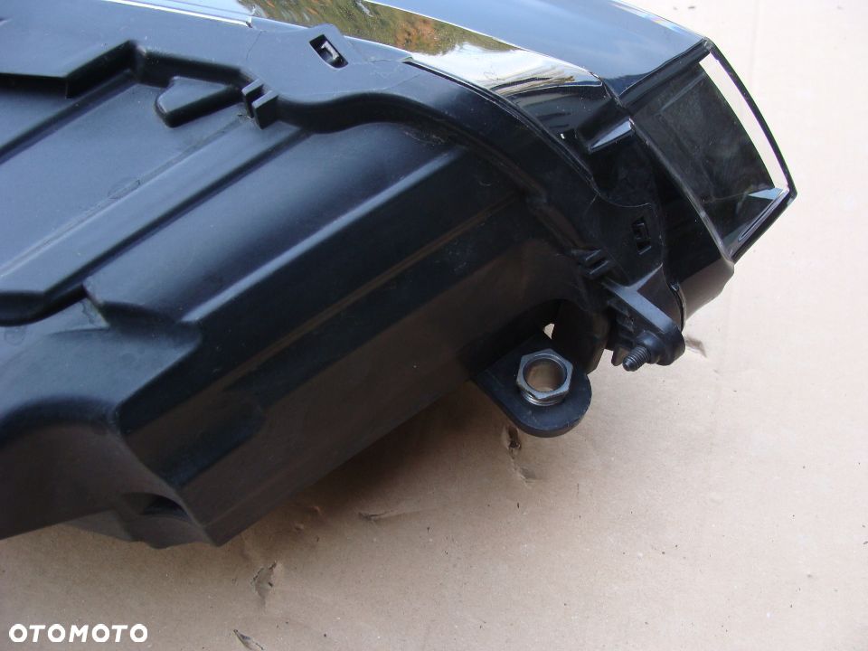 GOLF VII 7 SPORTSVAN LIFT LEWA LAMPA 517941005D - 3