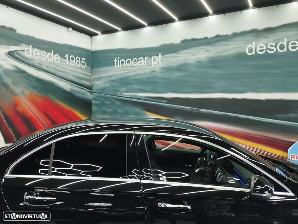 Mercedes-Benz A 250 Limousine e AMG Line - 10