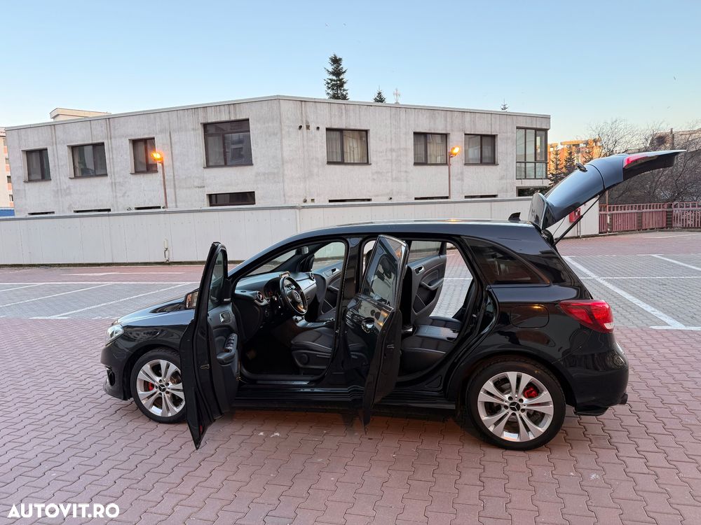 Mercedes-Benz B 180 - 18