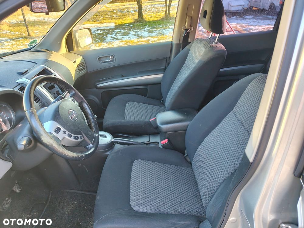 Nissan X-Trail - 10