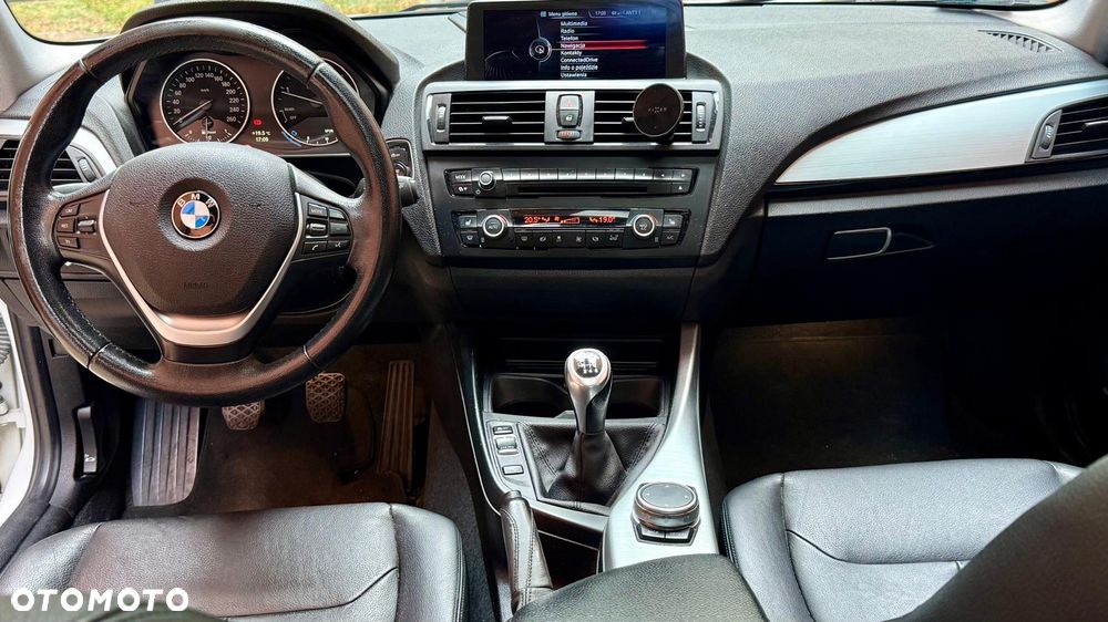 BMW Seria 1 118d - 11