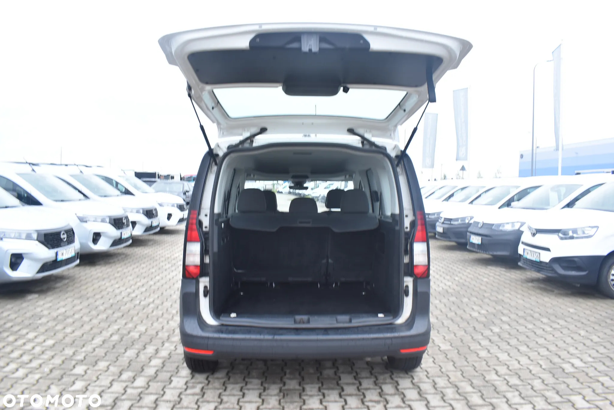 Volkswagen Caddy 2.0 TDI - 13