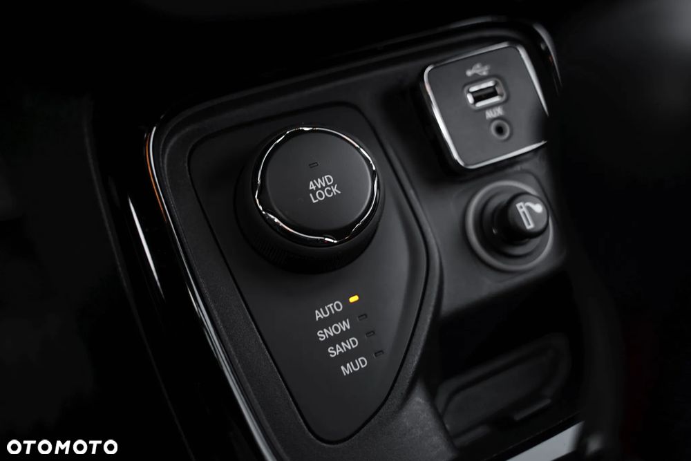 Jeep Compass 1.4 TMair Limited 4WD S&S - 33