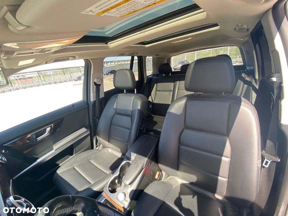 Mercedes-Benz GLK - 25