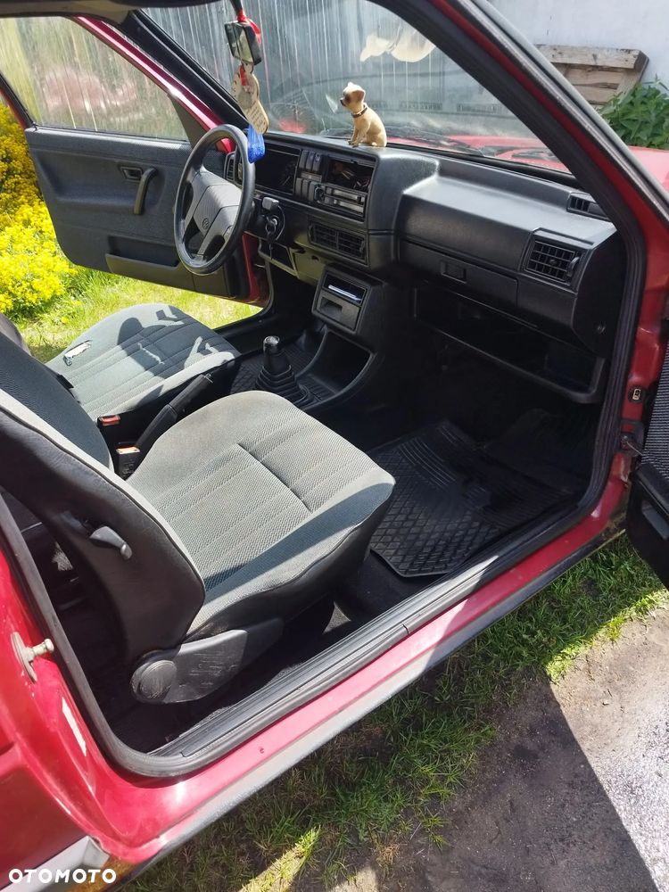 Volkswagen Golf 1.8 CL - 4