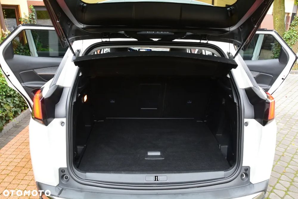 Peugeot 3008 1.6 BlueHDi Allure S&S EAT6 - 18