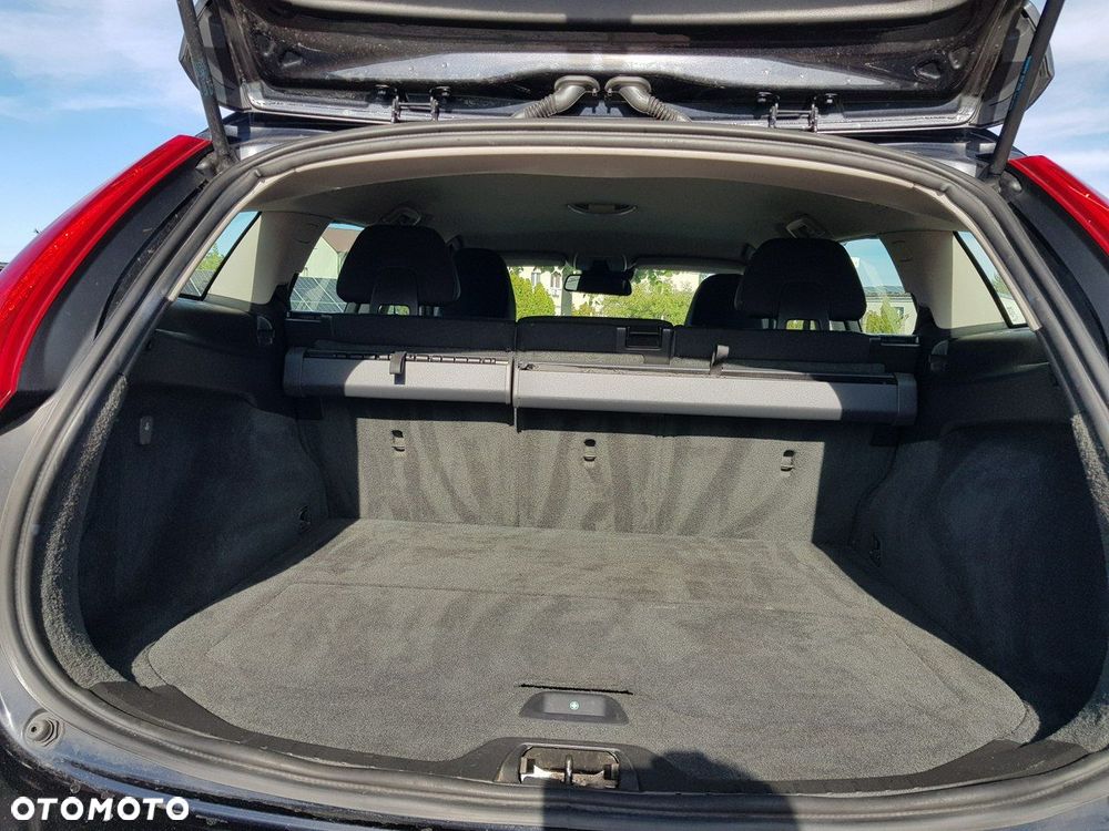 Volvo V60 D4 Momentum - 14