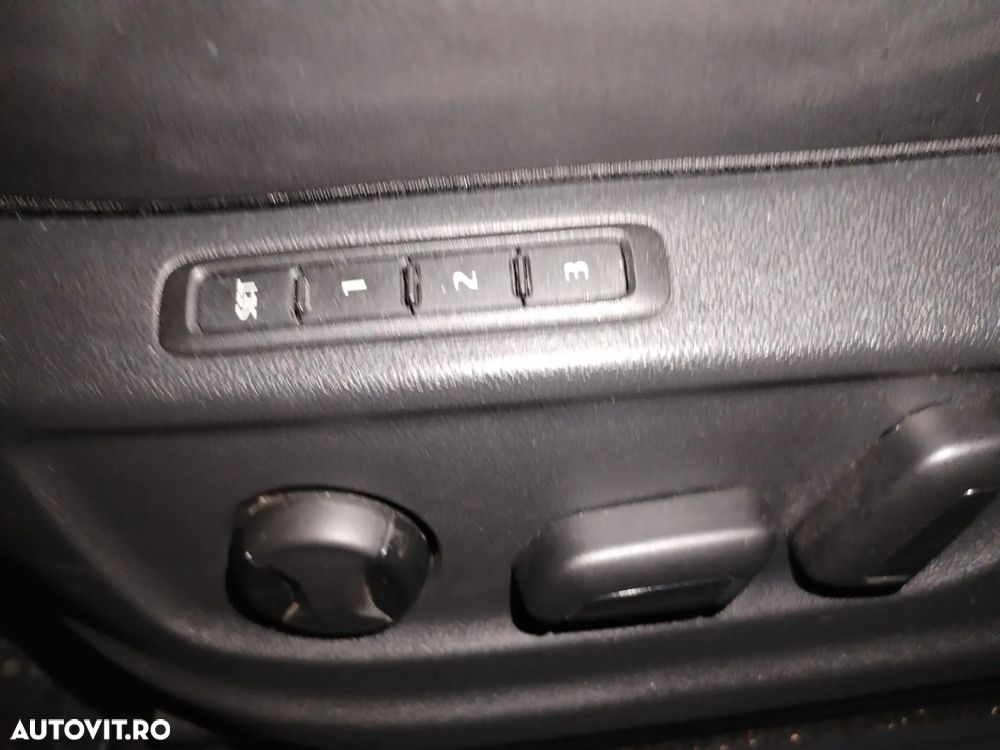 Skoda Karoq 2.0 TDI 4X4 DSG Style - 10