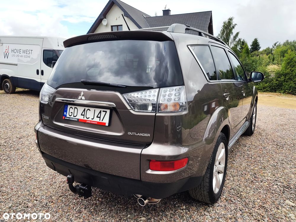 Mitsubishi Outlander 2.0 Intense + NAVI 2WD EU5 CVT - 8