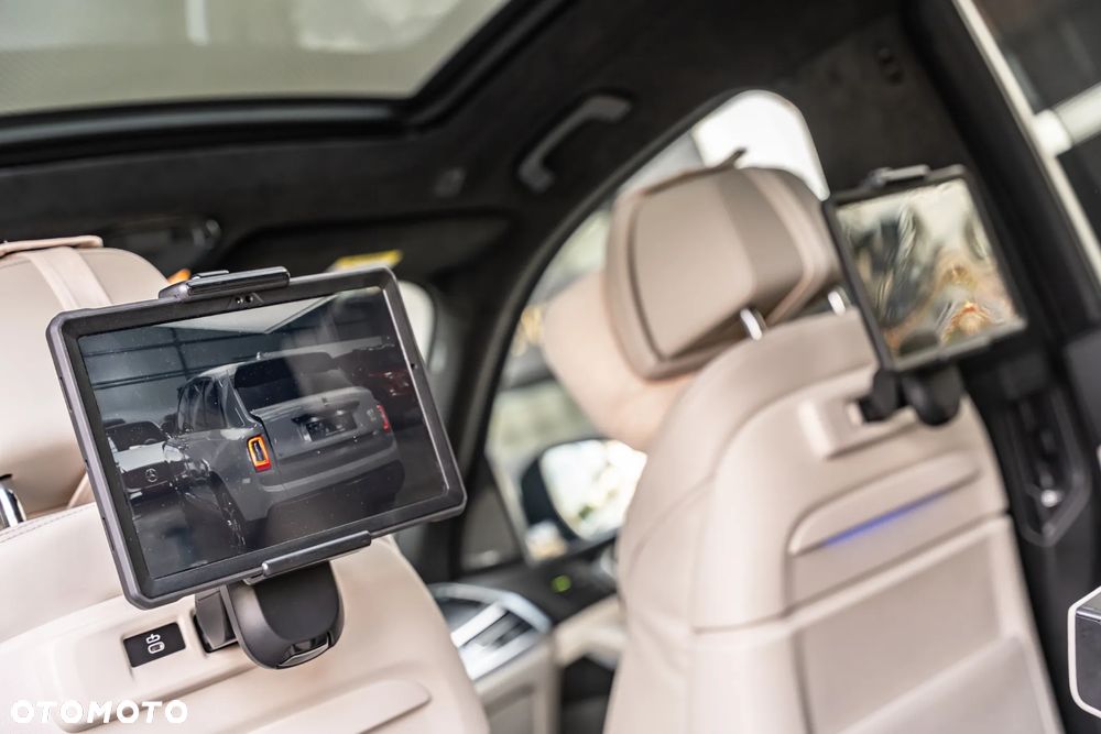 BMW X7 M50i sport - 30